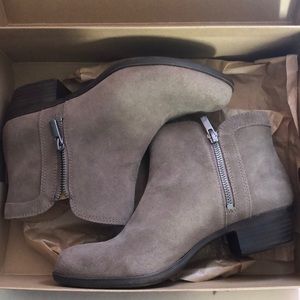 Lucky brand shoes